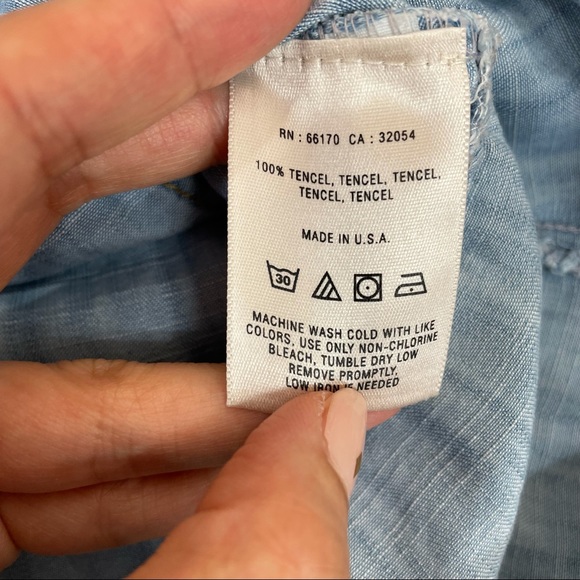 Anthro Elevenses Chambray Split Back Button Down - Picture 6 of 10